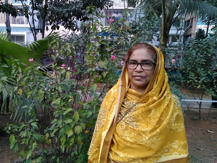 শি উ লি  আ খ ন্দ